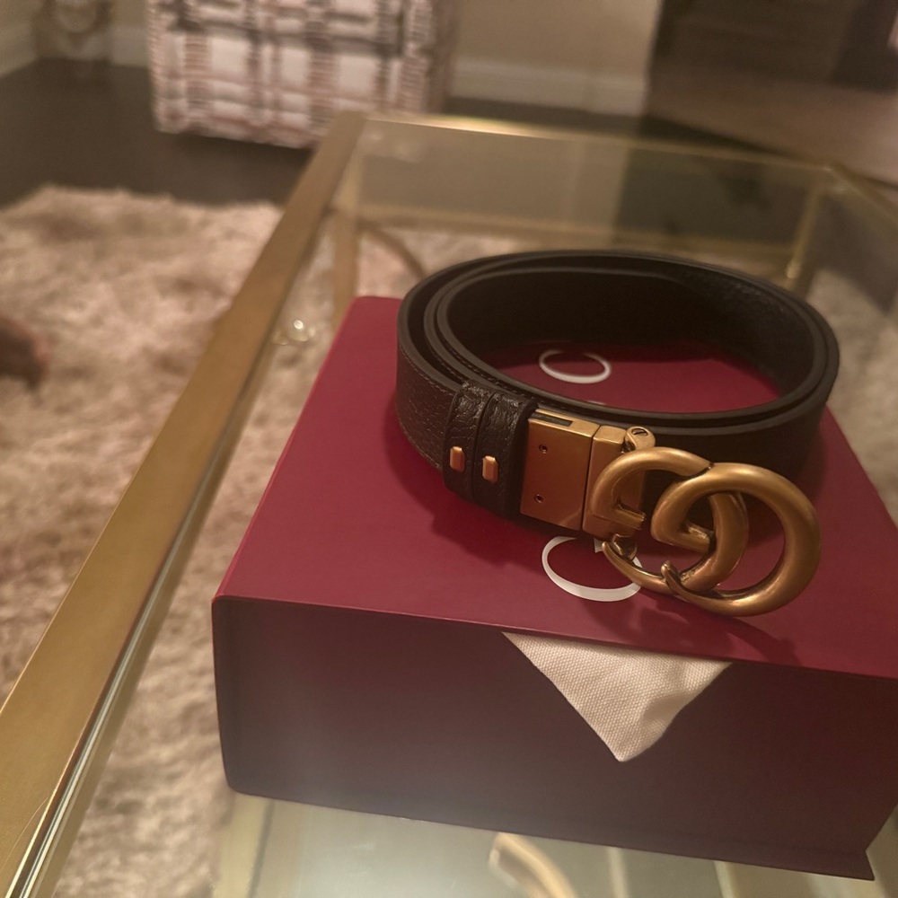 Gucci Dark Brown Leather Belt with Gold GG Buckle - Picture 5 of 6